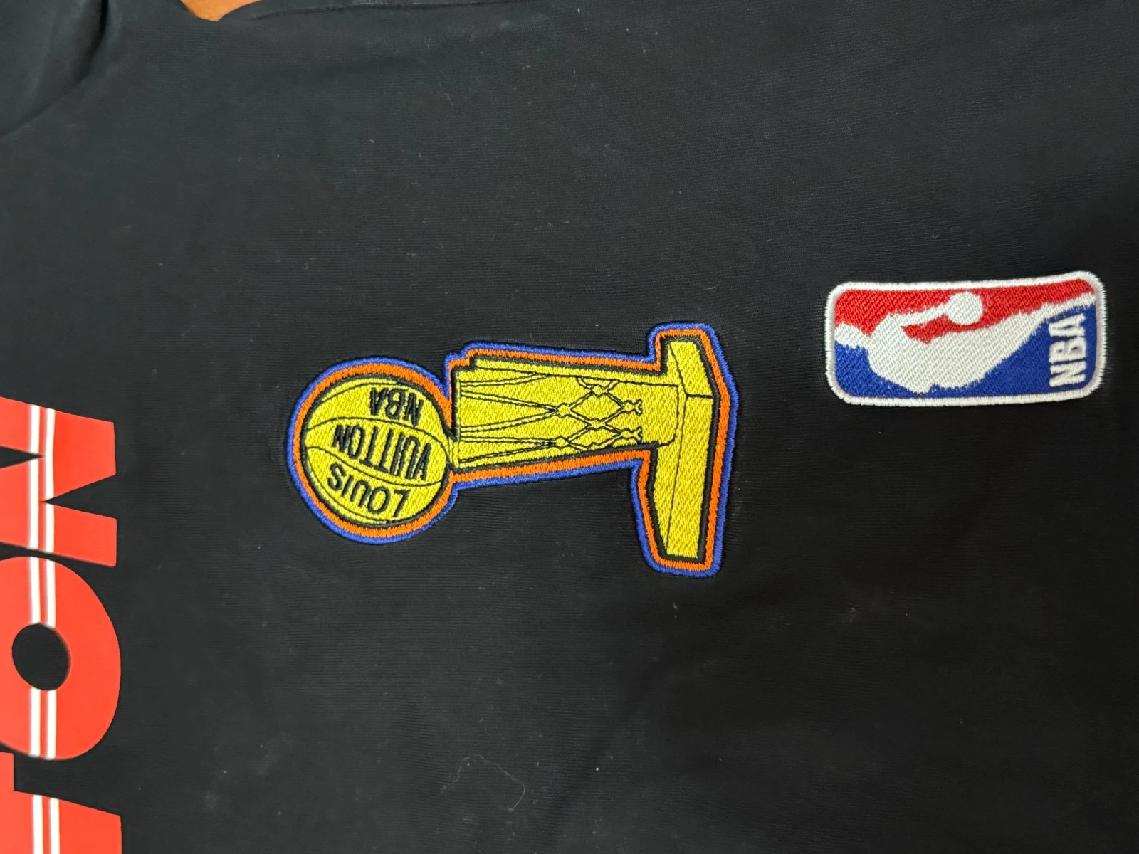 Tee-shirt NBA Noir – Taille M – Fabriqué en Italie – Avec facture d'origine – photo 4